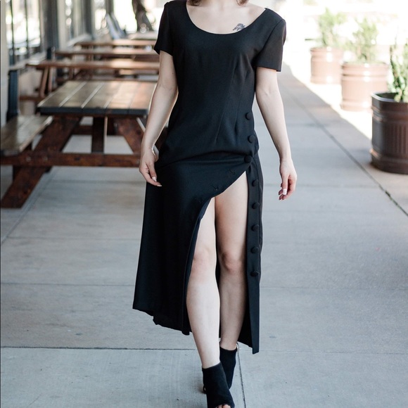 Cynthia Howie Black Maxi Dress - Picture 2 of 5